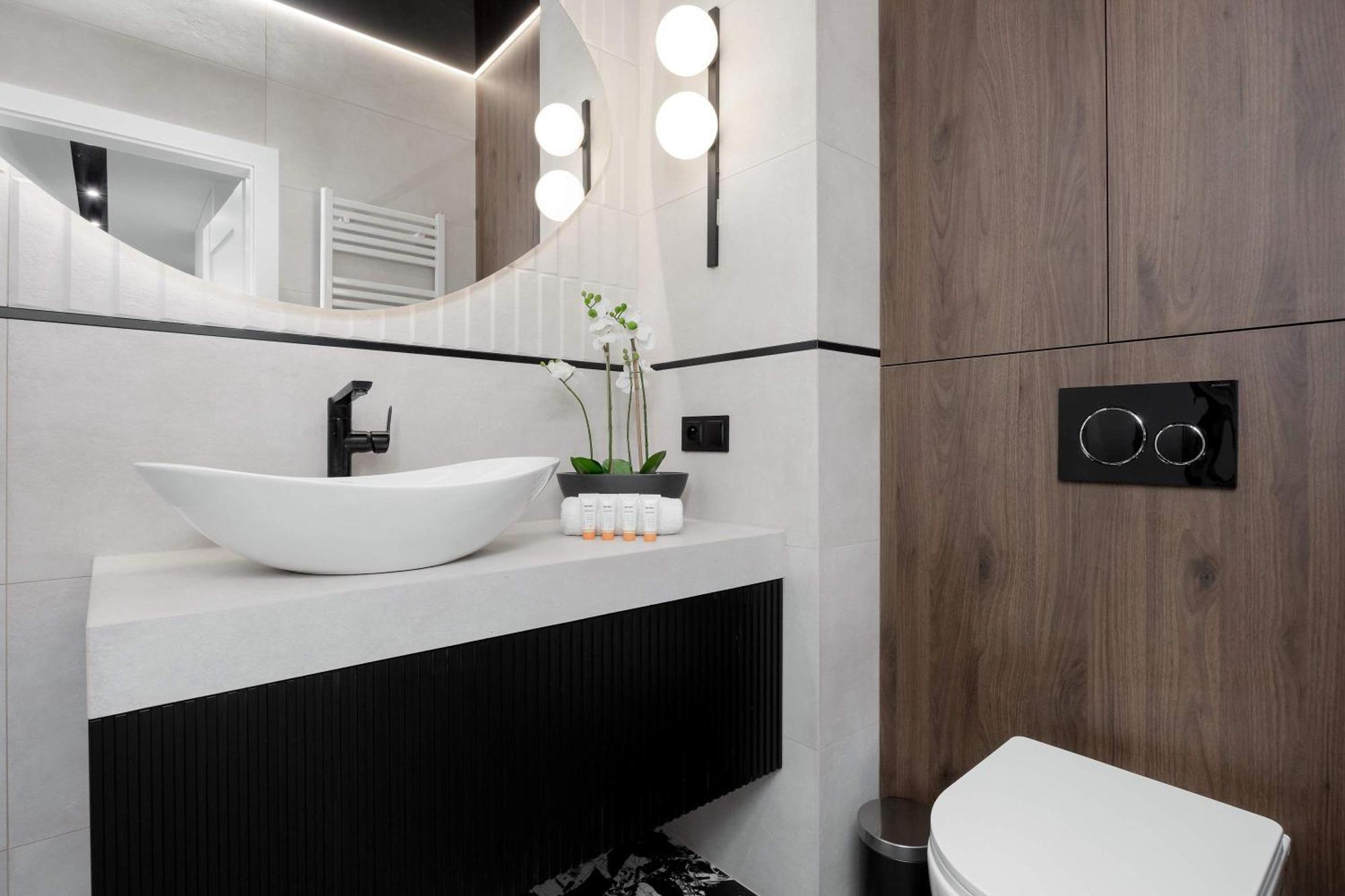 Apartment Sarmacka Wilanow With Parking, Sauna & Gym By Noclegi Renters Varşova Dış mekan fotoğraf