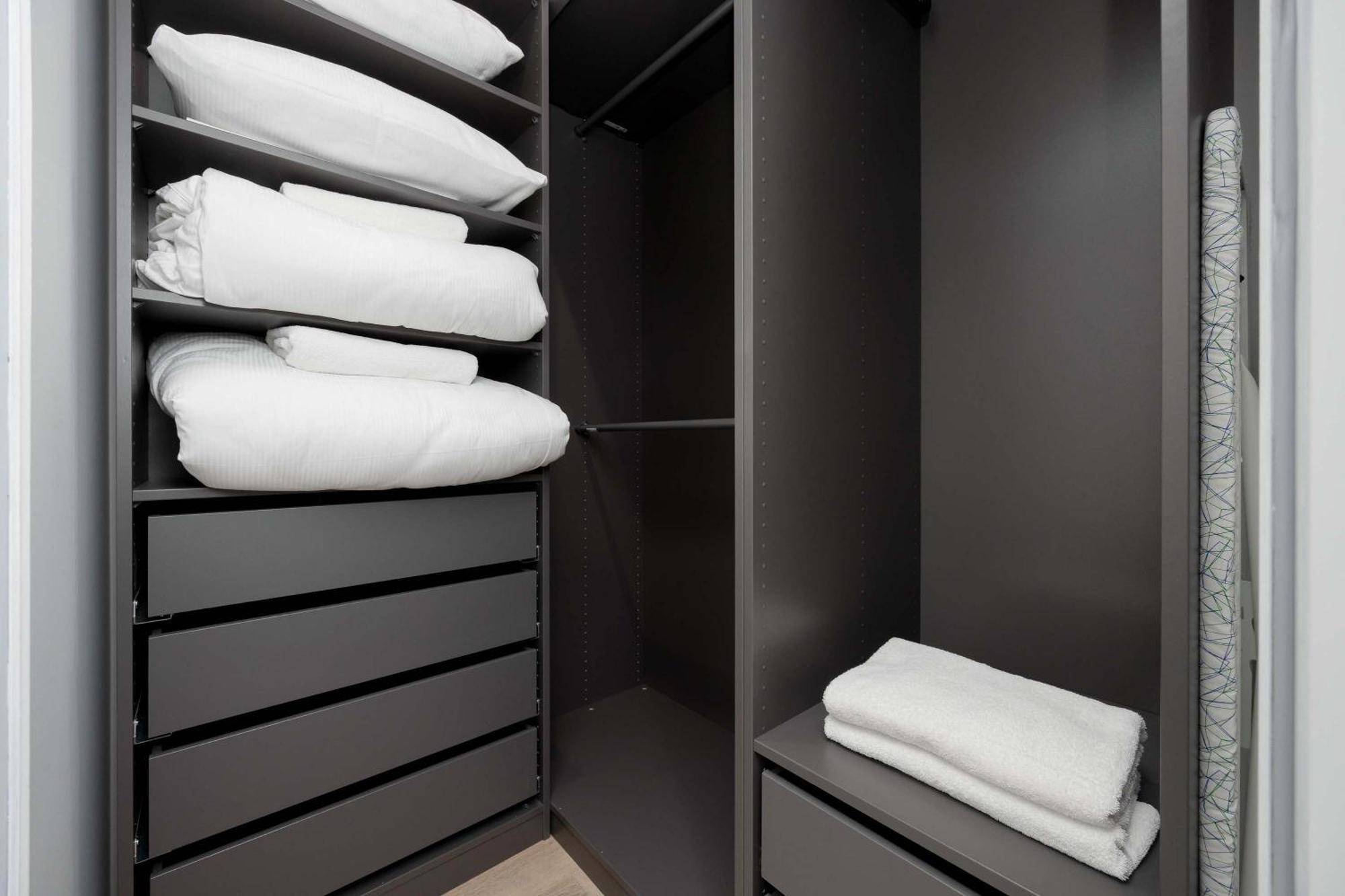 Apartment Sarmacka Wilanow With Parking, Sauna & Gym By Noclegi Renters Varşova Dış mekan fotoğraf